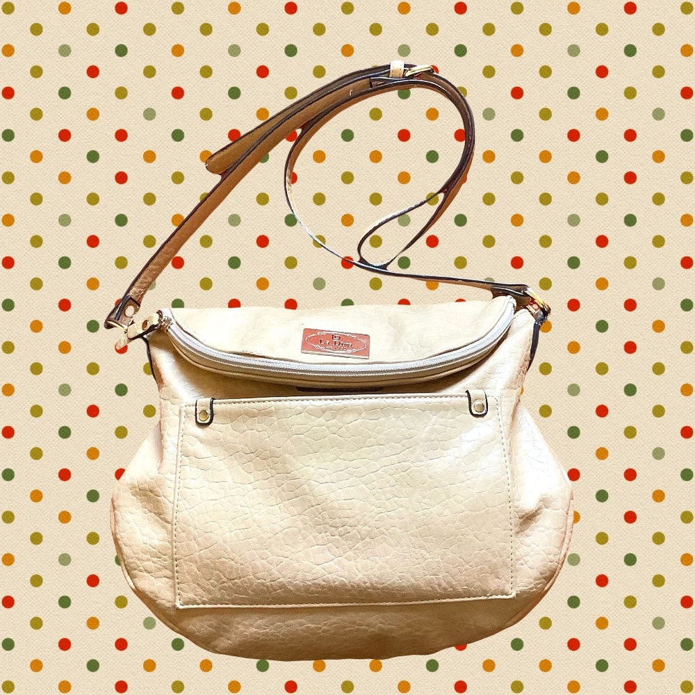 La Diva Vegan Crossbody Purse